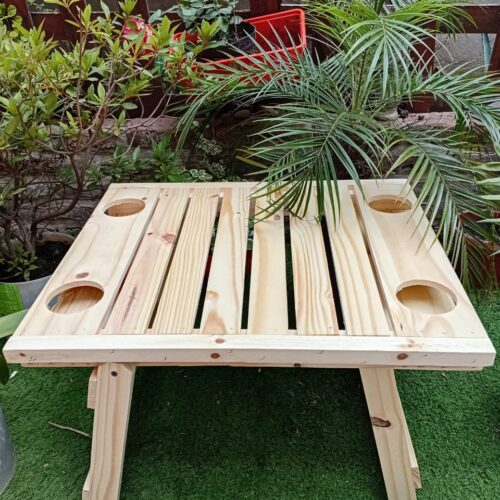 Mesa portavasos para jardín